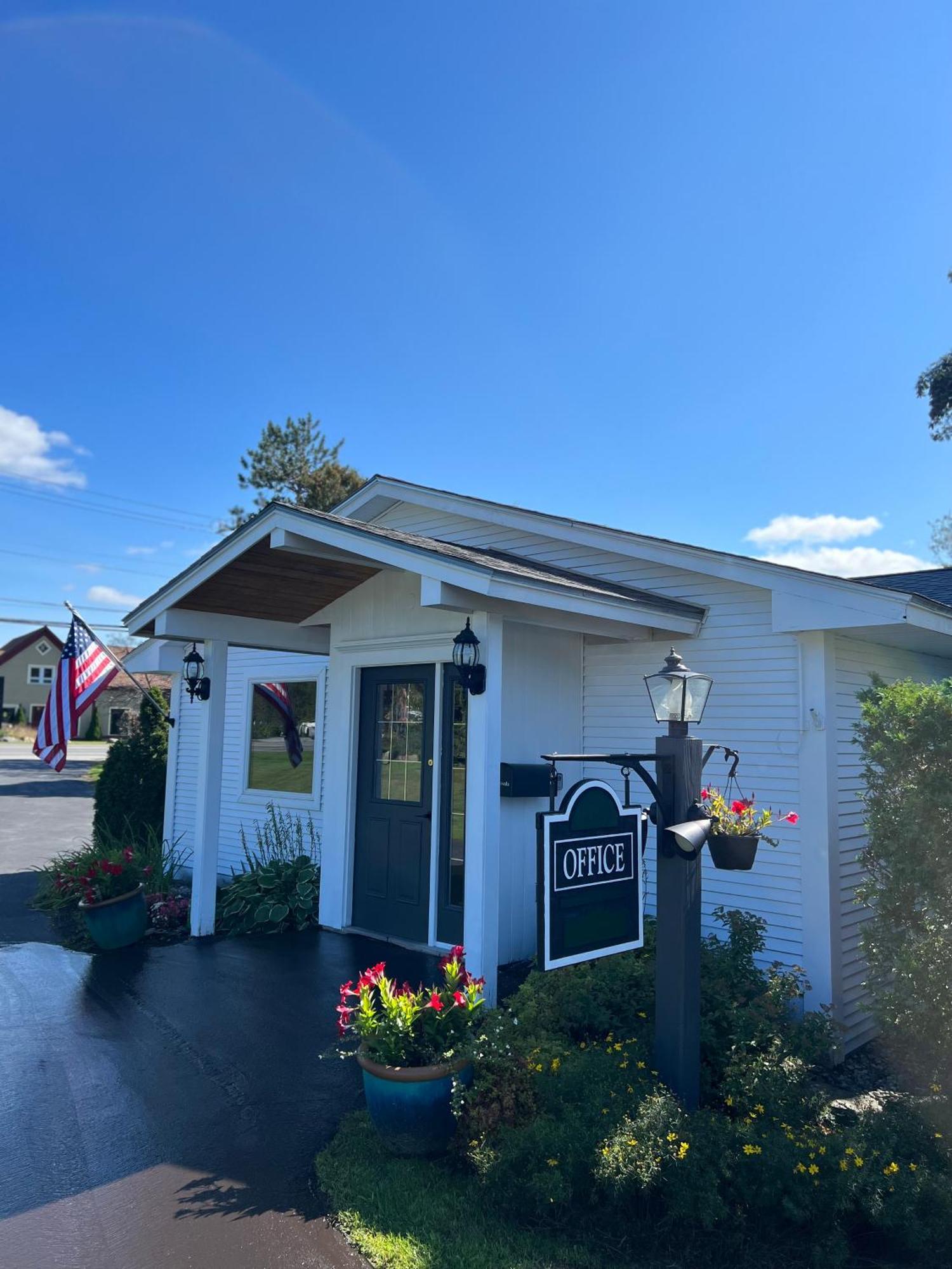 Stowe Motel & Snowdrift Exterior photo